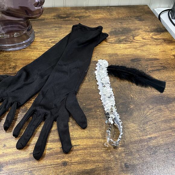 Spirit Size S Flapper Costume & Accessories Wig Necklace Gloves Halloween - Picture 14 of 15